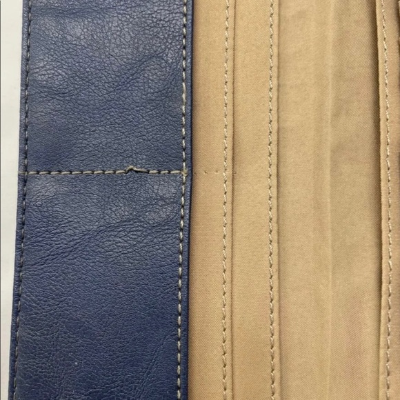 Relic Wallet - Picture 7 of 10